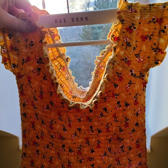Cute romper! - Picture 2 of 3
